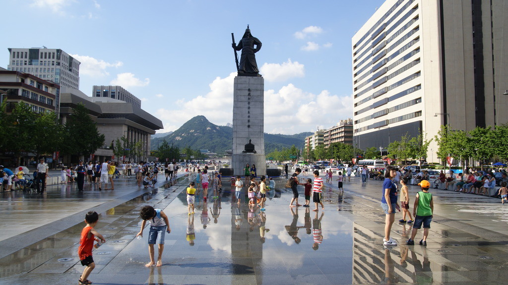 Tour du lịch Hàn Quốc đến với quảng trường Gwang